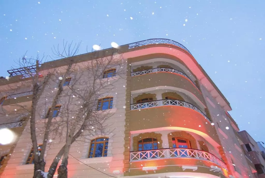 hotel mera park konya_shabavizparvaz_02.jpg